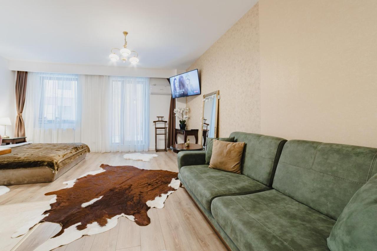 Appartement Seasons Atmosphere Studio à Braşov Extérieur photo